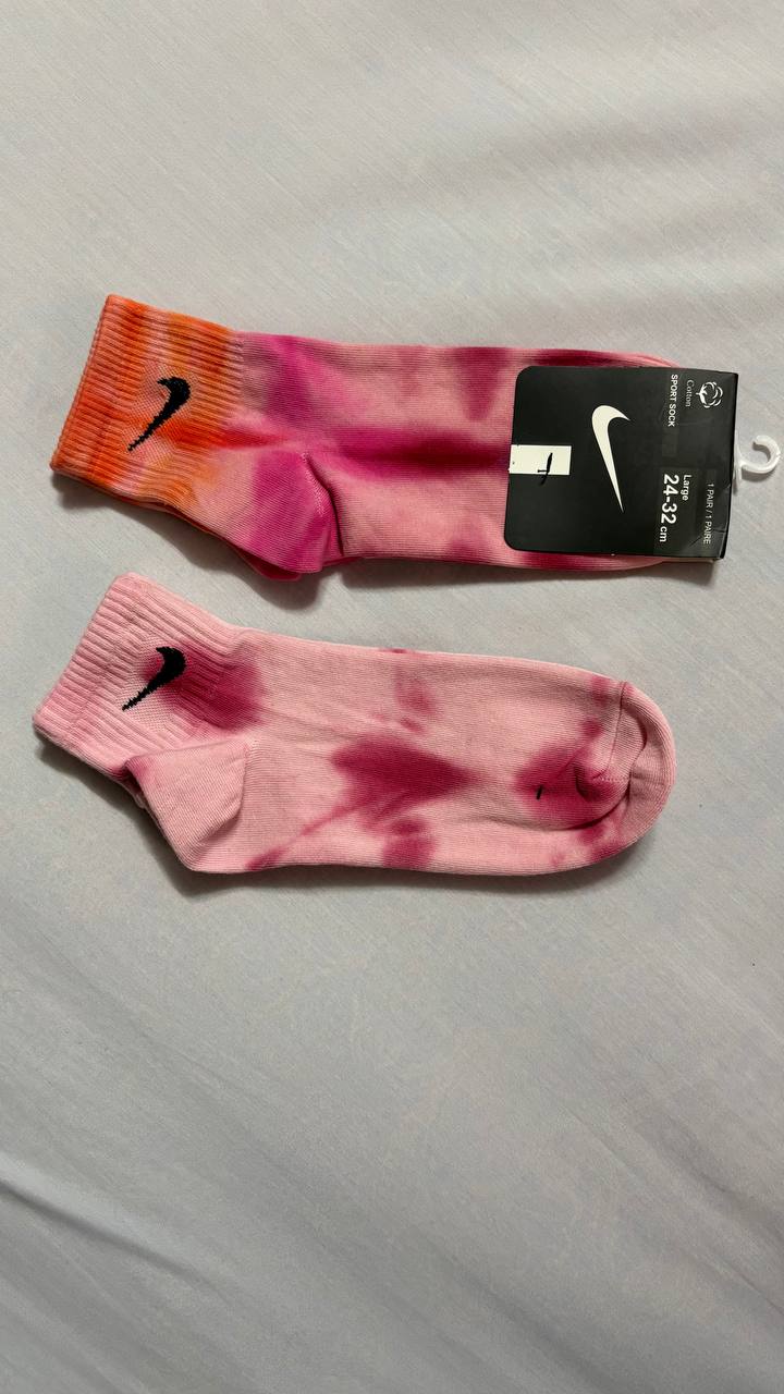 جوراب آبرنگی